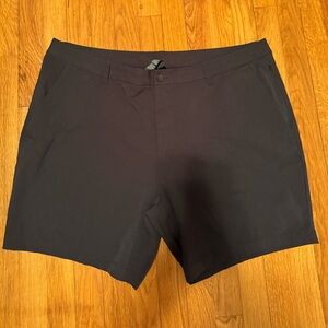 Lululemon men’s dress shorts